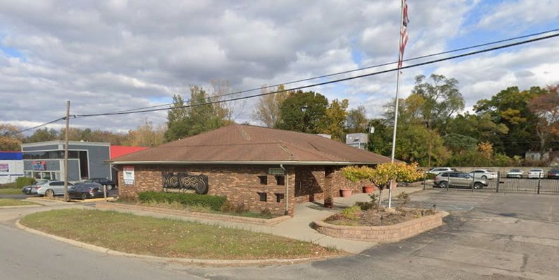 Clock Restaurant - Southfield - 23380 Telegraph Rd